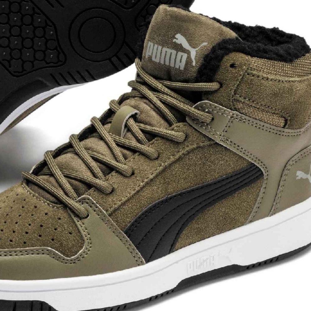 Puma Sneakers